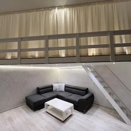 Luxury Central Location, 6 People, Lägenhet *