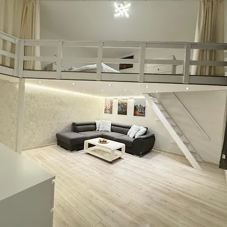 Luxury Central Location, 6 People, * Budapest